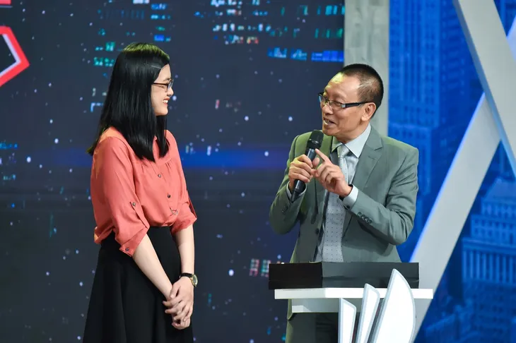 Cơ hội cho ai: Chân dung nữ ứng viên khiến Sếp Hà ngưỡng mộ vì lý lịch khủng - Ảnh 2. Cơ hội cho ai: Chân dung nữ ứng viên khiến Sếp Hà ngưỡng mộ vì lý lịch khủng - Ảnh 2.