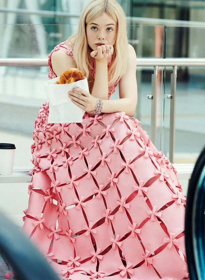 Elle Fanning - Trong trẻo và tinh nghịch - Ảnh 1. Elle Fanning - Trong trẻo và tinh nghịch - Ảnh 1.