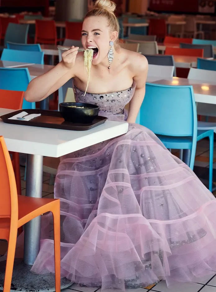Elle Fanning - Trong trẻo và tinh nghịch - Ảnh 5. Elle Fanning - Trong trẻo và tinh nghịch - Ảnh 5.
