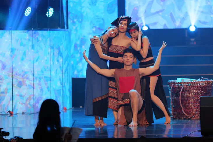 Những hình ảnh ấn tượng trong buổi tổng duyệt Cả nước chung tay vì người nghèo 2019 - Ảnh 26. Những hình ảnh ấn tượng trong buổi tổng duyệt Cả nước chung tay vì người nghèo 2019 - Ảnh 26.