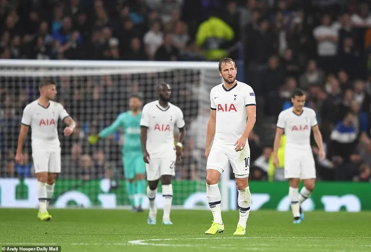 Kết quả UEFA Champions League: Bayern Munich vùi dập Tottenham với tỉ số 7-2 - Ảnh 1. Kết quả UEFA Champions League: Bayern Munich vùi dập Tottenham với tỉ số 7-2 - Ảnh 1.