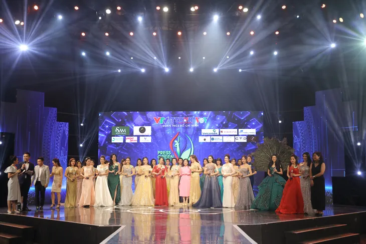 Top 15 Hoa hậu Việt Nam 2018 Phạm Ngọc Hà My đăng quang Hoa khôi Press Green Beauty 2019 - Ảnh 13. Top 15 Hoa hậu Việt Nam 2018 Phạm Ngọc Hà My đăng quang Hoa khôi Press Green Beauty 2019 - Ảnh 13.
