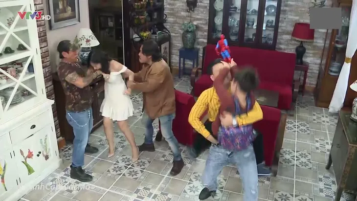 Đánh cắp giấc mơ - Tập 41: Hải Vân bị đòi mất con, Đức chết đứng biết mình là... kẻ đổ vỏ - Ảnh 2. Đánh cắp giấc mơ - Tập 41: Hải Vân bị đòi mất con, Đức chết đứng biết mình là... kẻ đổ vỏ - Ảnh 2.