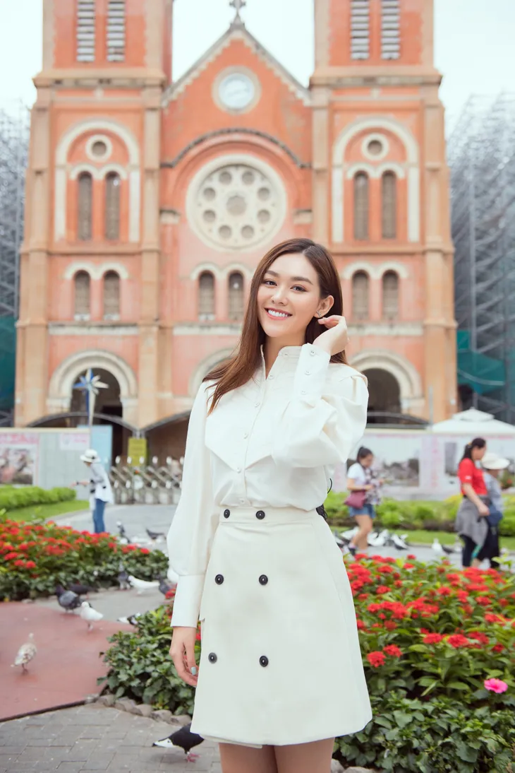 Tường San tung bộ ảnh giới thiệu tại Miss International 2019 - Ảnh 1. Tường San tung bộ ảnh giới thiệu tại Miss International 2019 - Ảnh 1.