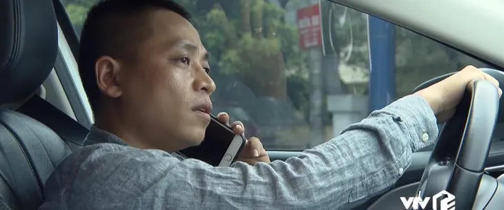 Nữ đại gia bao nuôi trai trẻ Những cô gái trong thành phố tái xuất làm vợ đại gia trong Những nhân viên gương mẫu - Ảnh 6. Nữ đại gia bao nuôi trai trẻ Những cô gái trong thành phố tái xuất làm vợ đại gia trong Những nhân viên gương mẫu - Ảnh 6.