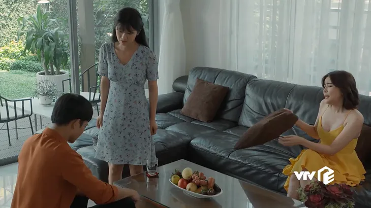 Bán chồng - Tập 27: Biết tin chồng phản bội, Nương sốc tới mức ngất xỉu nhập viện - Ảnh 4. Bán chồng - Tập 27: Biết tin chồng phản bội, Nương sốc tới mức ngất xỉu nhập viện - Ảnh 4.