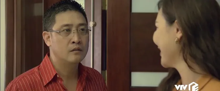 Nữ đại gia bao nuôi trai trẻ Những cô gái trong thành phố tái xuất làm vợ đại gia trong Những nhân viên gương mẫu - Ảnh 4. Nữ đại gia bao nuôi trai trẻ Những cô gái trong thành phố tái xuất làm vợ đại gia trong Những nhân viên gương mẫu - Ảnh 4.