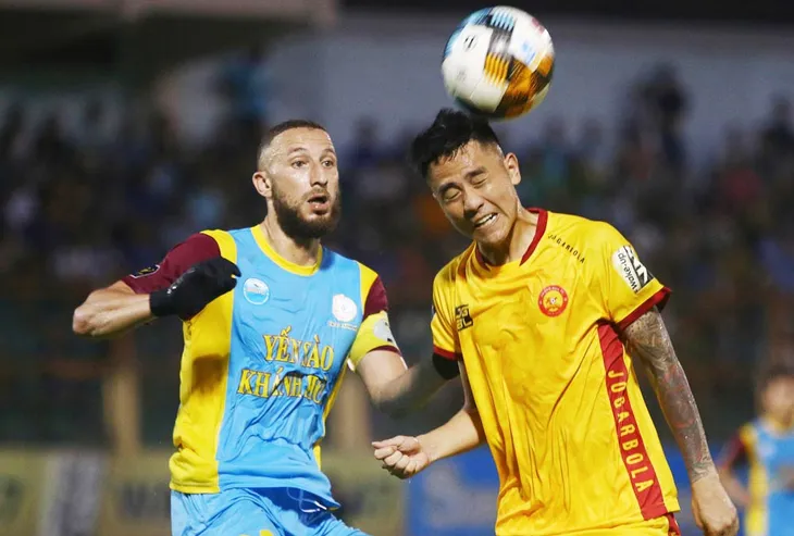 Lịch trực tiếp bóng đá hôm nay (23/10): Căng thẳng vòng cuối V.League, ĐT futsal Việt Nam quyết thắng Malaysia - Ảnh 1. Lịch trực tiếp bóng đá hôm nay (23/10): Căng thẳng vòng cuối V.League, ĐT futsal Việt Nam quyết thắng Malaysia - Ảnh 1.