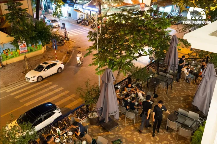Trải nghiệm ấn tượng tại nhà hàng với không gian độc đáo đất Hà Thành - Ảnh 2. Trải nghiệm ấn tượng tại nhà hàng với không gian độc đáo đất Hà Thành - Ảnh 2.