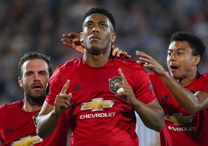 Lịch trực tiếp bóng đá Ngoại hạng Anh vòng 10: Liverpool tiếp đón Tottenham, Man Utd quyết thắng - Ảnh 1. Lịch trực tiếp bóng đá Ngoại hạng Anh vòng 10: Liverpool tiếp đón Tottenham, Man Utd quyết thắng - Ảnh 1.