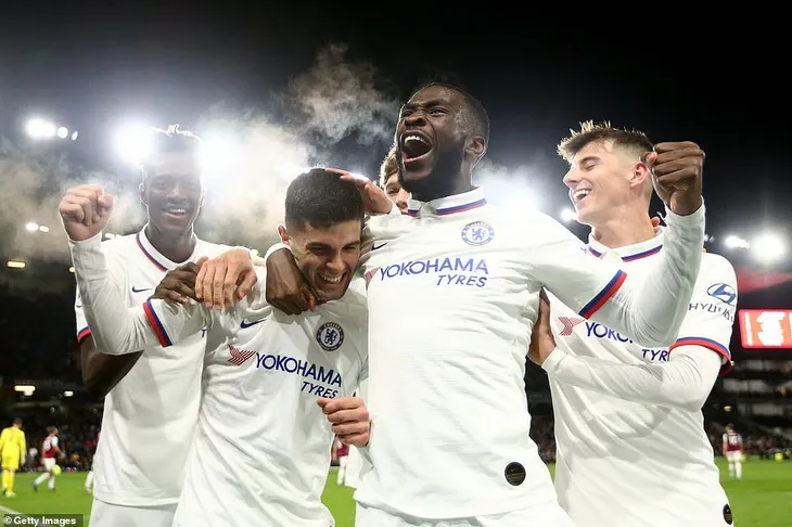 Burnley 2-4 Chelsea: Pulisic lập hat-trick ấn tượng! - Ảnh 2. Burnley 2-4 Chelsea: Pulisic lập hat-trick ấn tượng! - Ảnh 2.