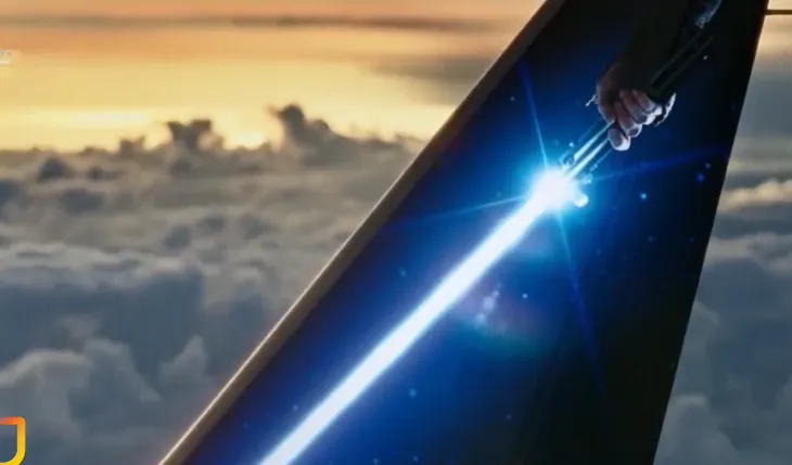 Máy bay của United Airlines theo chủ đề phim Star Wars - Ảnh 1. Máy bay của United Airlines theo chủ đề phim Star Wars - Ảnh 1.