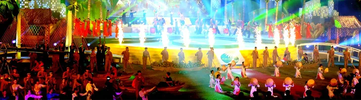 Lễ hội Dừa Bến Tre 2019: Tôn vinh nét đẹp áo bà ba - Ảnh 2. Lễ hội Dừa Bến Tre 2019: Tôn vinh nét đẹp áo bà ba - Ảnh 2.