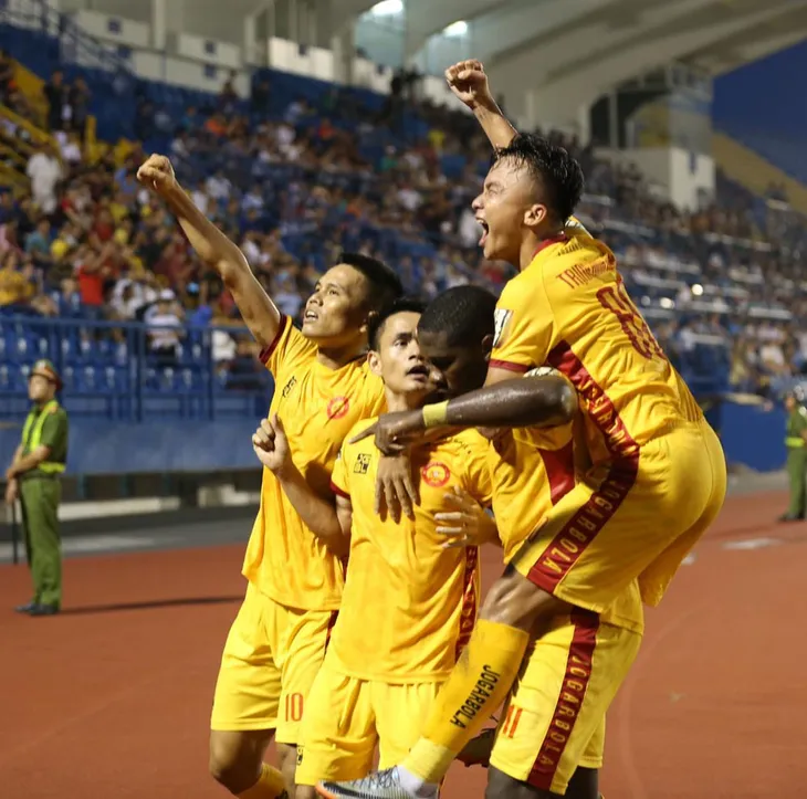 Hôm nay (29/10), VTVcab trực tiếp trận Play-off 2019 giữa CLB Thanh Hóa - CLB Phố Hiến - Ảnh 1. Hôm nay (29/10), VTVcab trực tiếp trận Play-off 2019 giữa CLB Thanh Hóa - CLB Phố Hiến - Ảnh 1.
