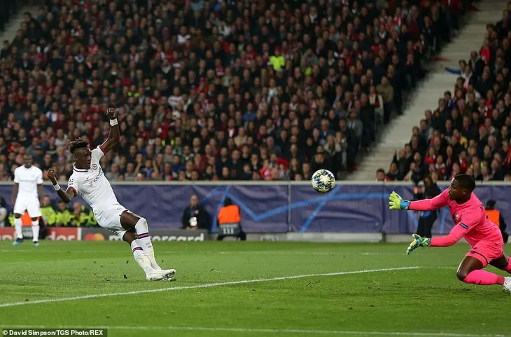 Lille 1-2 Chelsea: Chiến thắng đầu tay của HLV Lampard! - Ảnh 1. Lille 1-2 Chelsea: Chiến thắng đầu tay của HLV Lampard! - Ảnh 1.