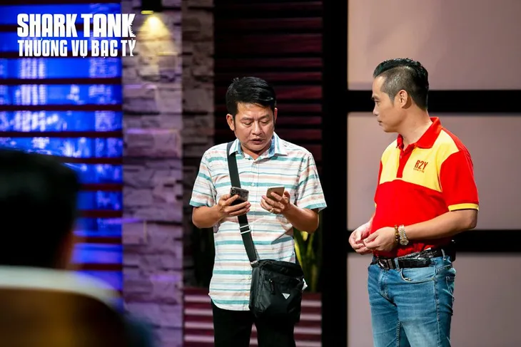 Shark Tank Việt Nam: Shark Liên rót 15 tỷ đồng cho startup máy ép kính điện thoại - Ảnh 1. Shark Tank Việt Nam: Shark Liên rót 15 tỷ đồng cho startup máy ép kính điện thoại - Ảnh 1.