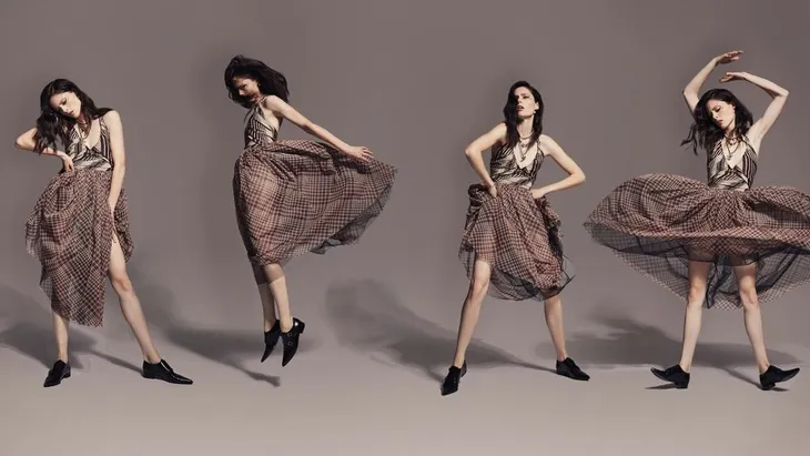 Phát sốt với tạo hình của siêu mẫu Coco Rocha - Ảnh 11. Phát sốt với tạo hình của siêu mẫu Coco Rocha - Ảnh 11.