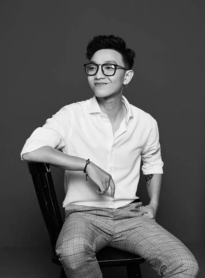 Trò chuyện cùng Hoàng tử hát tình ca Hoàng Dũng trong Chuyện đêm muộn - Ảnh 1. Trò chuyện cùng Hoàng tử hát tình ca Hoàng Dũng trong Chuyện đêm muộn - Ảnh 1.