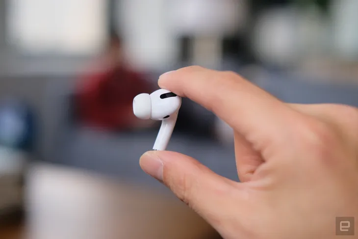 apple-airpods-pro-hands-on-1 apple-airpods-pro-hands-on-1