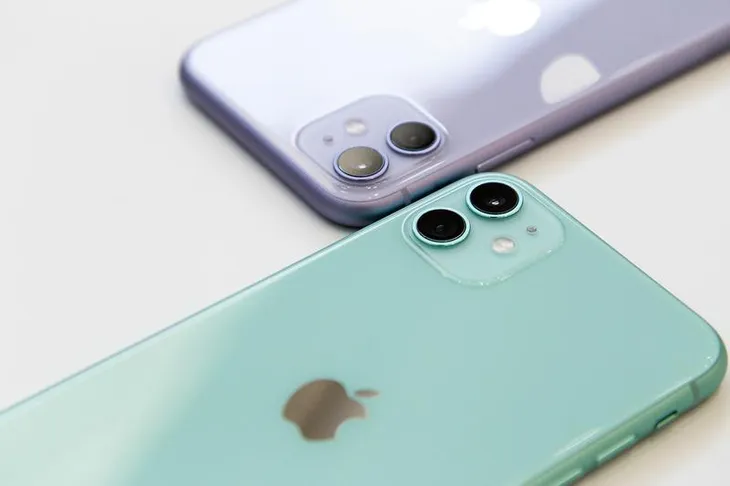 Giá iPhone 11 chỉ còn dưới 20 triệu đồng tại Việt Nam - Ảnh 1. Giá iPhone 11 chỉ còn dưới 20 triệu đồng tại Việt Nam - Ảnh 1.