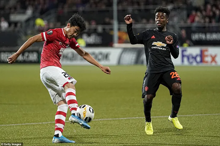 Europa League 2019/20: Hòa 0-0 trước AZ Alkmaar, Manchester United mất ngôi đầu - Ảnh 1. Europa League 2019/20: Hòa 0-0 trước AZ Alkmaar, Manchester United mất ngôi đầu - Ảnh 1.