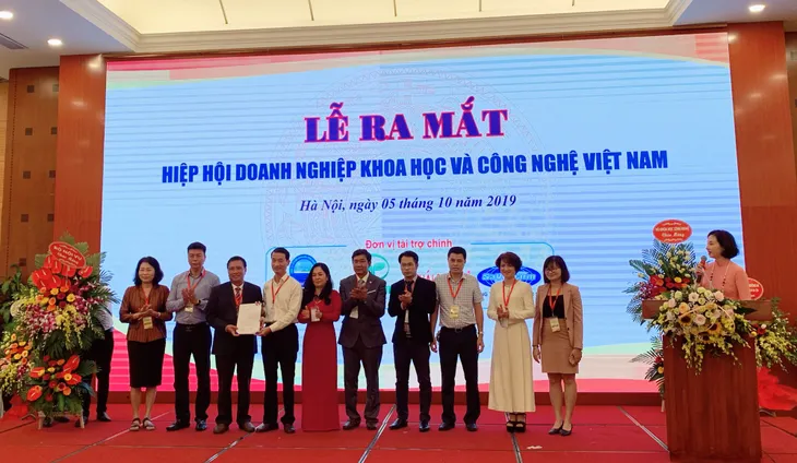 Hiệp hội Doanh nghiệp KH&CN Việt Nam: Kỳ vọng cho sự phát triển thị trường và doanh nghiệp KH&CN - Ảnh 2. Hiệp hội Doanh nghiệp KH&CN Việt Nam: Kỳ vọng cho sự phát triển thị trường và doanh nghiệp KH&CN - Ảnh 2.