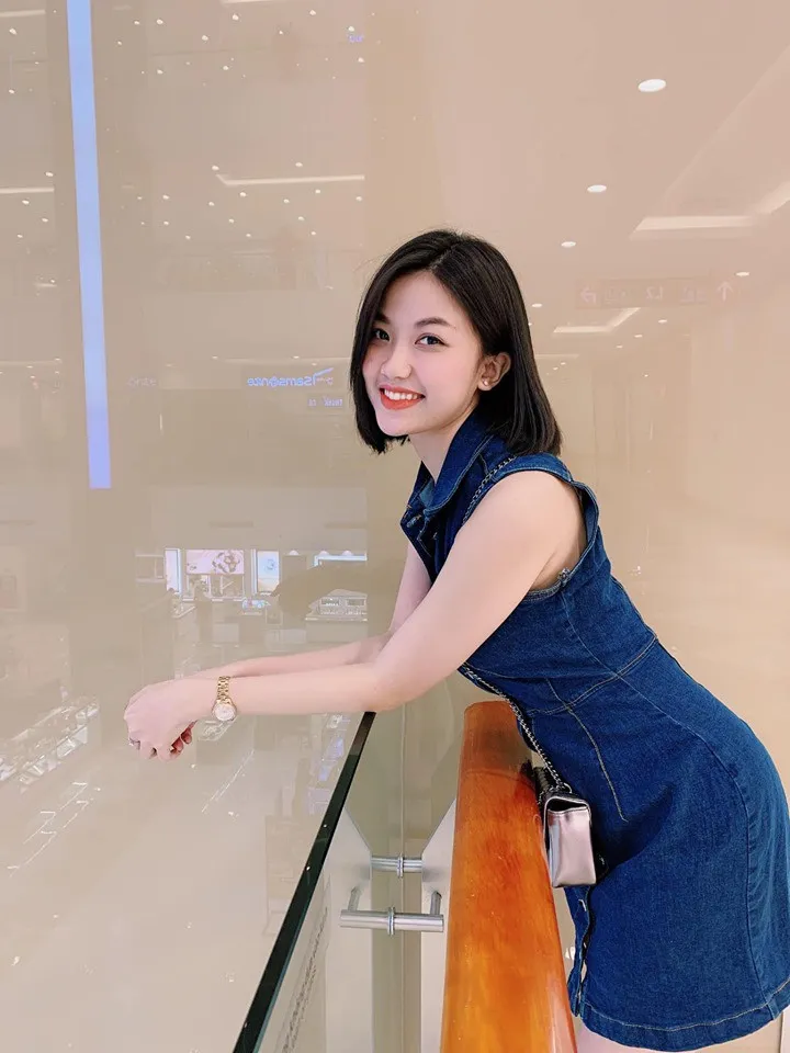 Tiểu tam Trà - Lương Thanh cắt phăng mái tóc dài - Ảnh 5. Tiểu tam Trà - Lương Thanh cắt phăng mái tóc dài - Ảnh 5.