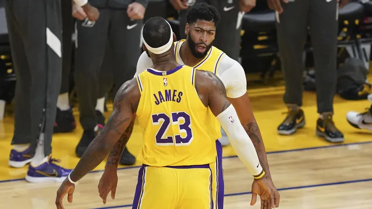 Những lợi tích từ loạt trận giao hữu trước mùa giải của các CLB NBA - Ảnh 1. Những lợi tích từ loạt trận giao hữu trước mùa giải của các CLB NBA - Ảnh 1.