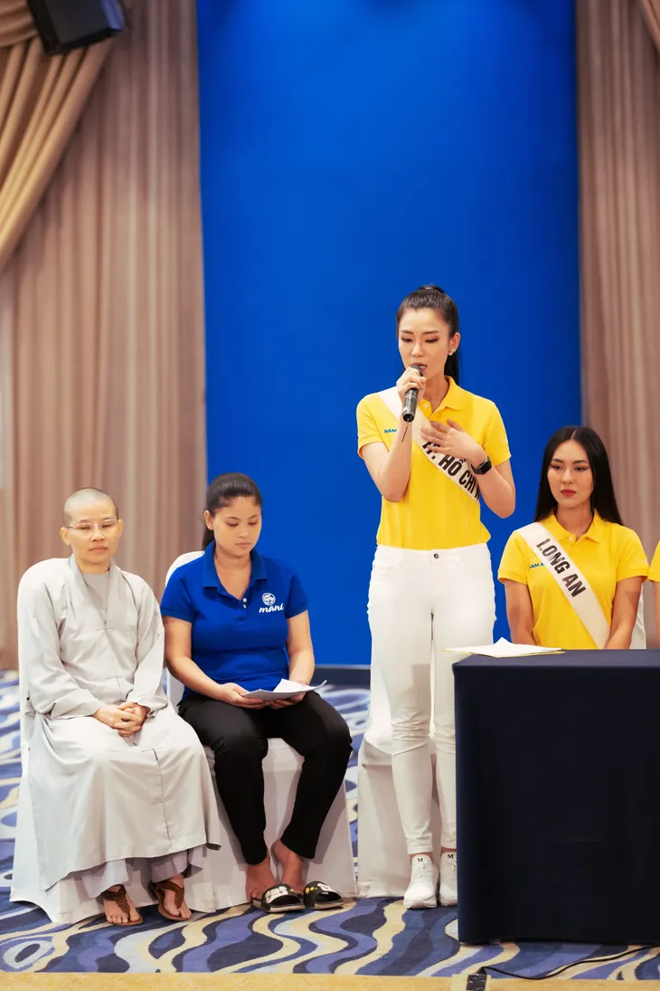 Tôi là Hoa hậu Hoàn vũ Việt Nam 2019: Thí sinh mâu thuẫn gay gắt ở phần thi Tôi vì cộng đồng - Ảnh 6. Tôi là Hoa hậu Hoàn vũ Việt Nam 2019: Thí sinh mâu thuẫn gay gắt ở phần thi Tôi vì cộng đồng - Ảnh 6.