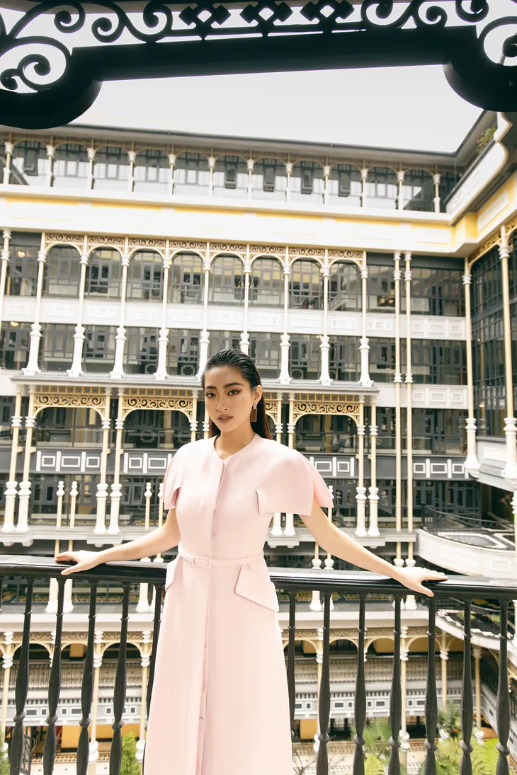 Hoa hậu Lương Thùy Linh “mách nhỏ” phong cách đồ thu đông 2019 - Ảnh 1.