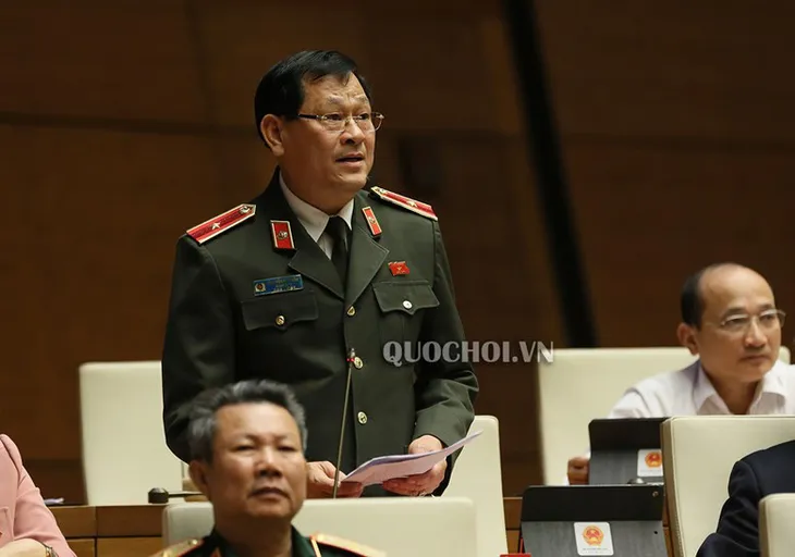 Cần một cuộc chấn hưng để loại bỏ những thần tượng như Khá Bảnh - Ảnh 1. Cần một cuộc chấn hưng để loại bỏ những thần tượng như Khá Bảnh - Ảnh 1.