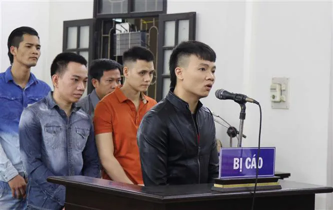 Cần một cuộc chấn hưng để loại bỏ những thần tượng như Khá Bảnh - Ảnh 2. Cần một cuộc chấn hưng để loại bỏ những thần tượng như Khá Bảnh - Ảnh 2.