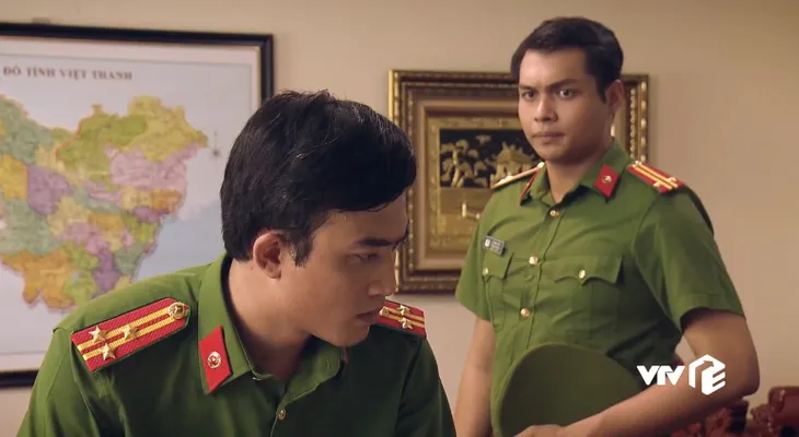 Sinh tử - Tập 9: Vì sao Chủ tịch tỉnh Nghĩa từ chối... ca-táp tiền của Vũ? - Ảnh 1. Sinh tử - Tập 9: Vì sao Chủ tịch tỉnh Nghĩa từ chối... ca-táp tiền của Vũ? - Ảnh 1.