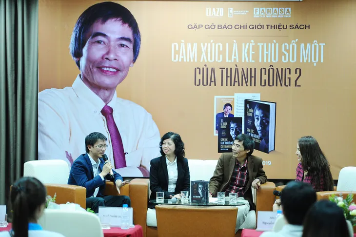 Nhiều điều thú vị trong cuốn sách Cảm xúc là kẻ thù số một của thành công 2 - Ảnh 2. Nhiều điều thú vị trong cuốn sách Cảm xúc là kẻ thù số một của thành công 2 - Ảnh 2.