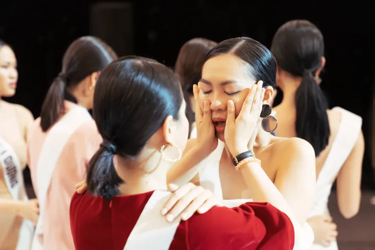 Tôi là Hoa hậu Hoàn vũ 2019 - Tập 7: Thúy Vân dẫn đầu, 15 cô gái bị loại - Ảnh 6. Tôi là Hoa hậu Hoàn vũ 2019 - Tập 7: Thúy Vân dẫn đầu, 15 cô gái bị loại - Ảnh 6.