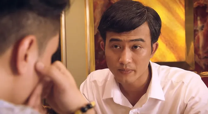 Sinh tử - Tập 11: Vũ (Việt Anh) sắp bị sờ gáy vì lời cảnh báo này của Thông (Doãn Quốc Đam) - Ảnh 1. Sinh tử - Tập 11: Vũ (Việt Anh) sắp bị sờ gáy vì lời cảnh báo này của Thông (Doãn Quốc Đam) - Ảnh 1.