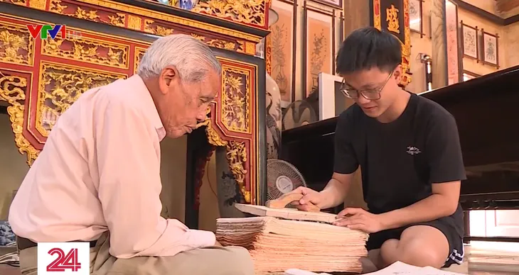 Khó khăn trong bảo tồn nghề tranh Ðông Hồ - Ảnh 4. Khó khăn trong bảo tồn nghề tranh Ðông Hồ - Ảnh 4.