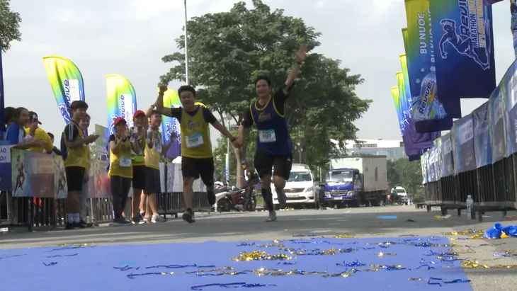 Tập cuối Revive Marathon xuyên Việt: Gặp lại những nhân vật với câu chuyện truyền cảm hứng đặc biệt - Ảnh 3.