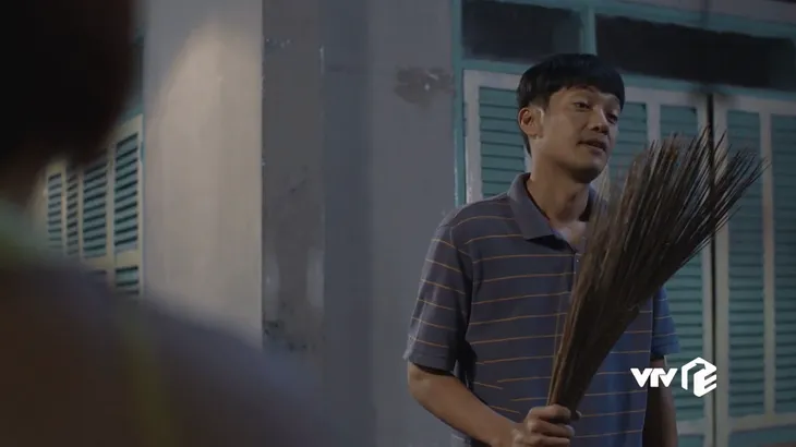 Tiệm ăn dì ghẻ - Tập 2: Muốn hàn gắn với vợ cũ, Minh (Quang Tuấn) sững sờ khi thấy Ngọc (Dương Cẩm Lynh) dọa chết - Ảnh 2. Tiệm ăn dì ghẻ - Tập 2: Muốn hàn gắn với vợ cũ, Minh (Quang Tuấn) sững sờ khi thấy Ngọc (Dương Cẩm Lynh) dọa chết - Ảnh 2.