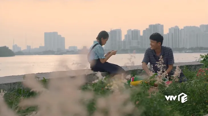 Tiệm ăn dì ghẻ - Tập 2: Muốn hàn gắn với vợ cũ, Minh (Quang Tuấn) sững sờ khi thấy Ngọc (Dương Cẩm Lynh) dọa chết - Ảnh 10. Tiệm ăn dì ghẻ - Tập 2: Muốn hàn gắn với vợ cũ, Minh (Quang Tuấn) sững sờ khi thấy Ngọc (Dương Cẩm Lynh) dọa chết - Ảnh 10.