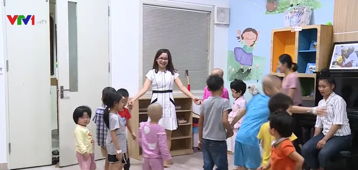 Lớp học kỳ lạ tại Viện Huyết học Truyền máu Trung ương - Ảnh 1. Lớp học kỳ lạ tại Viện Huyết học Truyền máu Trung ương - Ảnh 1.