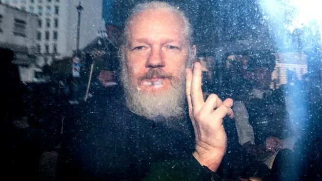 Thụy Điển chấm dứt điều tra Julian Assange - Ảnh 1. Thụy Điển chấm dứt điều tra Julian Assange - Ảnh 1.