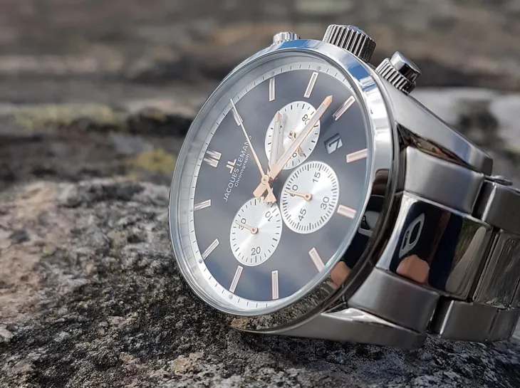 Không thể bỏ lỡ ưu đãi lớn nhất năm: Black Friday - Giảm giá đến 30% tại Đăng Quang Watch - Ảnh 1. Không thể bỏ lỡ ưu đãi lớn nhất năm: Black Friday - Giảm giá đến 30% tại Đăng Quang Watch - Ảnh 1.