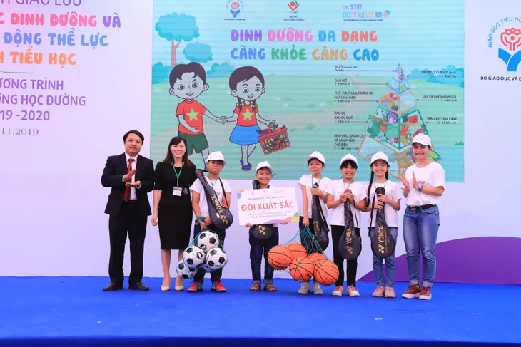 Chương trình giáo dục dinh dưỡng học đường tiếp cận 30.000 học sinh sau 7 năm - Ảnh 2.