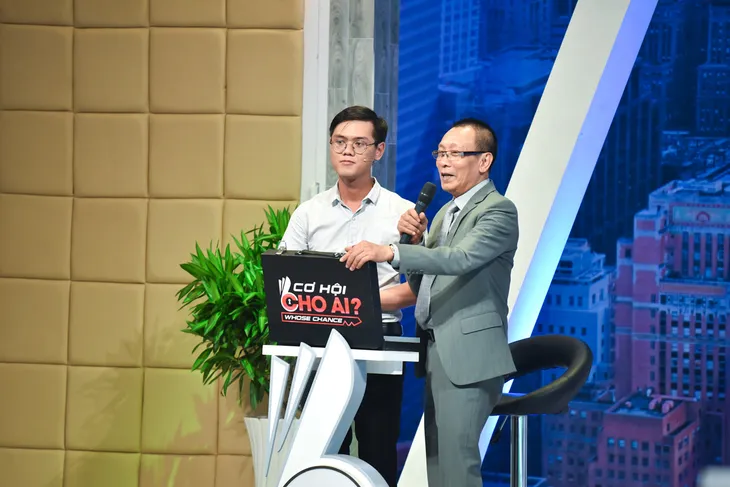 5 màn thương lượng chốt lương kịch tính tại Cơ hội cho ai - Ảnh 5. 5 màn thương lượng chốt lương kịch tính tại Cơ hội cho ai - Ảnh 5.