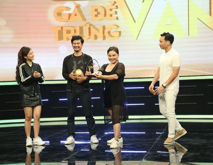 Lê Giang, Tiết Cương lội ngược dòng, giành giải thưởng 181 triệu đồng tại Gà đẻ trứng vàng - Ảnh 4. Lê Giang, Tiết Cương lội ngược dòng, giành giải thưởng 181 triệu đồng tại Gà đẻ trứng vàng - Ảnh 4.