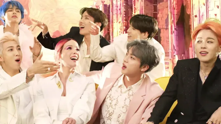 Đề cử Grammy 2020: Halsey phẫn nộ vì BTS “trắng tay” - Ảnh 1. Đề cử Grammy 2020: Halsey phẫn nộ vì BTS “trắng tay” - Ảnh 1.