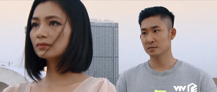 Hoa hồng trên ngực trái - Tập 32: Được phi công trẻ coi là cả thế giới, San lại lanh lùng quay bước đi - Ảnh 2. Hoa hồng trên ngực trái - Tập 32: Được phi công trẻ coi là cả thế giới, San lại lanh lùng quay bước đi - Ảnh 2.