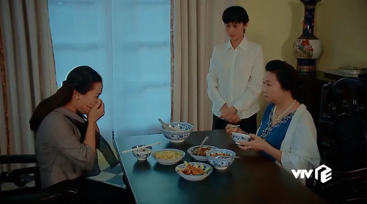Nước mắt loài cỏ dại - Tập 3: Vốn là tiểu thư xinh đẹp, Ngọc vẫn chịu tủi nhục khi làm dâu nhà giàu - Ảnh 6. Nước mắt loài cỏ dại - Tập 3: Vốn là tiểu thư xinh đẹp, Ngọc vẫn chịu tủi nhục khi làm dâu nhà giàu - Ảnh 6.