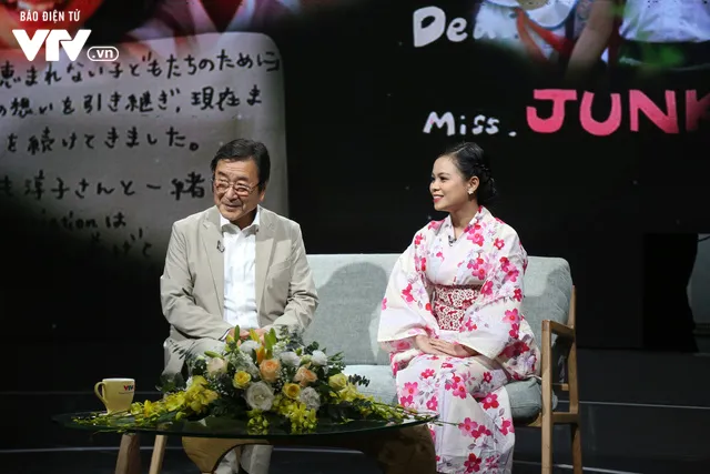Gala Cuộc sống vẫn tươi đẹp 2019 – Nơi ấy có cha: Những câu chuyện xúc động về tình phụ tử - Ảnh 3. Gala Cuộc sống vẫn tươi đẹp 2019 – Nơi ấy có cha: Những câu chuyện xúc động về tình phụ tử - Ảnh 3.